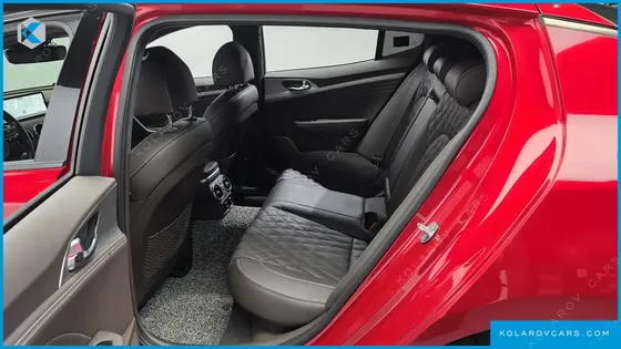 KIA STINGER 3.3 GT AWD