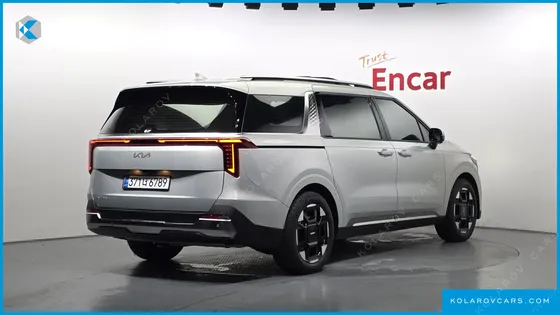 KIA CARNIVAL GASOLINE 9-SEATER NOBLESSE