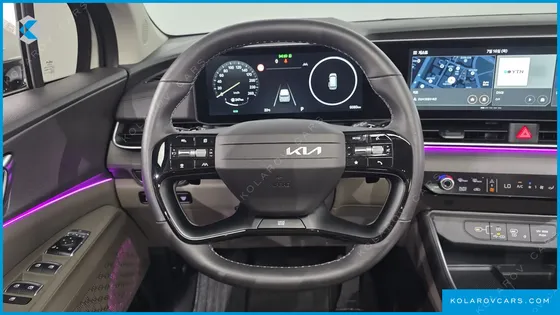 KIA CARNIVAL GASOLINE 9-SEATER NOBLESSE