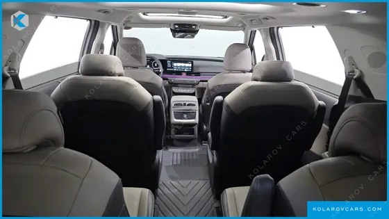 KIA CARNIVAL GASOLINE 9-SEATER NOBLESSE