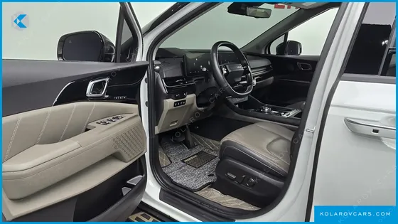 KIA CARNIVAL GASOLINE 7-SEATER GRAVITY
