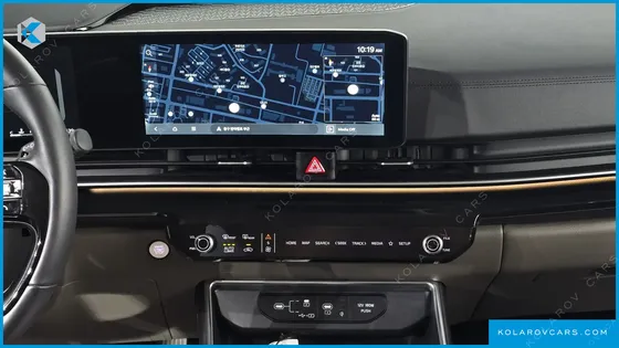 KIA CARNIVAL GASOLINE 7-SEATER GRAVITY