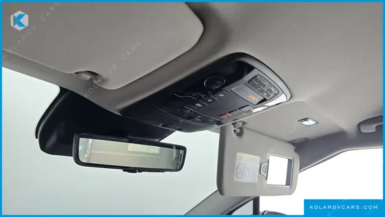 KIA CARNIVAL GASOLINE 7-SEATER GRAVITY