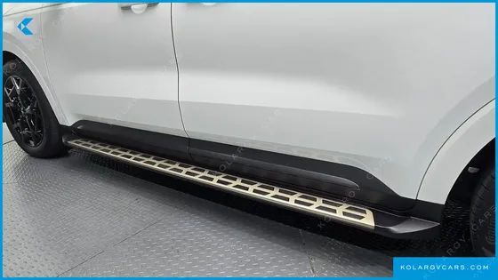 KIA CARNIVAL GASOLINE 7-SEATER GRAVITY