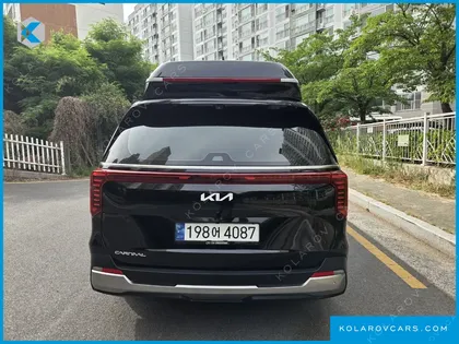 KIA CARNIVAL GASOLINE 4-SEATER HI LIMOUSINE