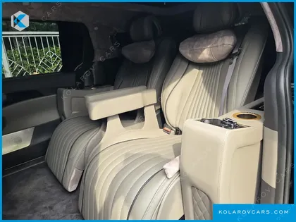 KIA CARNIVAL GASOLINE 4-SEATER HI LIMOUSINE