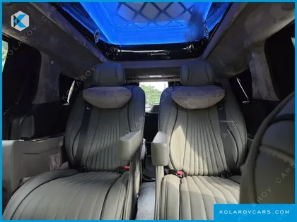 KIA CARNIVAL GASOLINE 4-SEATER HI LIMOUSINE