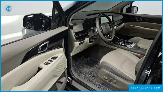 KIA CARNIVAL GASOLINE 4-SEATER HI LIMOUSINE