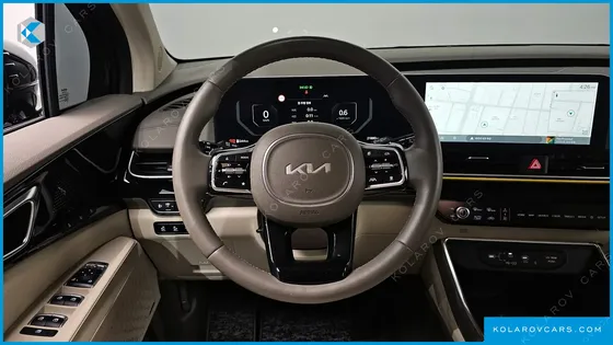 KIA CARNIVAL GASOLINE 4-SEATER HI LIMOUSINE