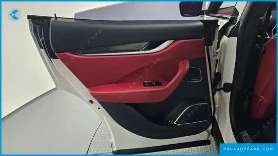 MASERATI LEVANTE 3.0 AWD GRANSPORT