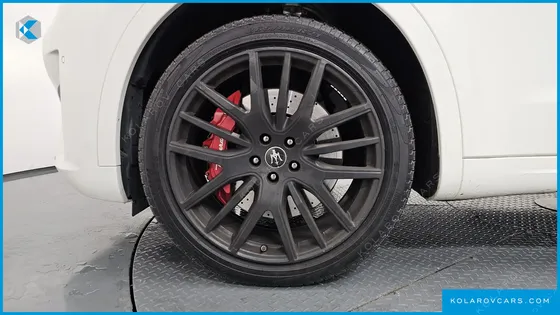 MASERATI LEVANTE 3.0 AWD MODENA