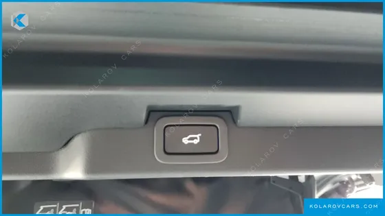 LAND ROVER DISCOVERY 2.0 SD4 SE
