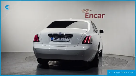 ROLLS ROYCE GHOST 6.7 V12