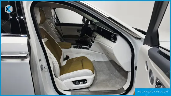 ROLLS ROYCE GHOST 6.7 V12
