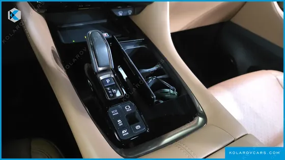 TOYOTA ALPHARD 2.5 HEV EXECUTIVE AWD
