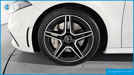 MERCEDES A-CLASS AMG A35 4MATIC SEDAN