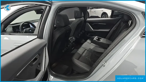 BMW 5 SERIES 523D M SPORT