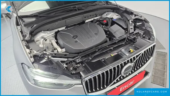 VOLVO XC60 B5 INSCRIPTION