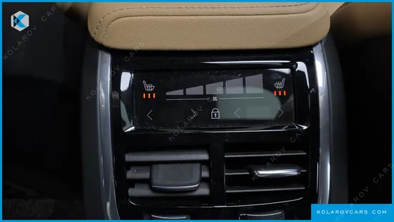 VOLVO XC60 B5 INSCRIPTION