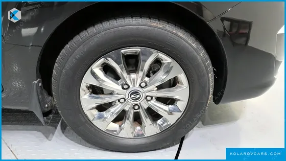KGM - SSANGYONG KORANDO 4WD CHATEAU 9-SEATER