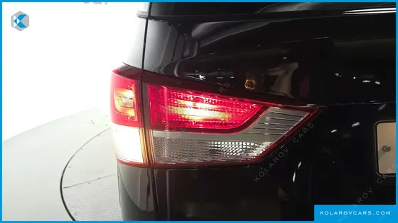 KGM - SSANGYONG KORANDO 4WD CHATEAU 9-SEATER