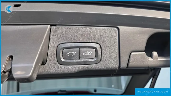 VOLVO XC60 B6 ULTIMATE BRIGHT
