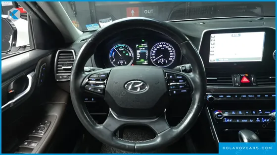 HYUNDAI GRANDEUR EXCLUSIVE