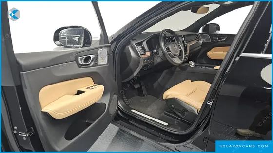 VOLVO XC60 B6 INSCIRTION