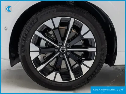 VOLVO XC60 B5 ULTRA DARK AIR SUS