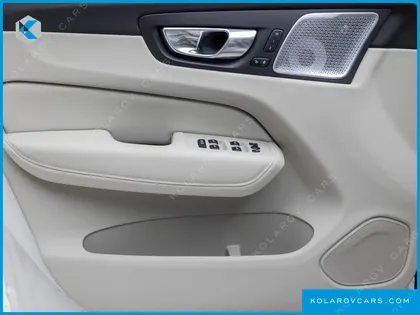 VOLVO XC60 B5 ULTRA DARK AIR SUS