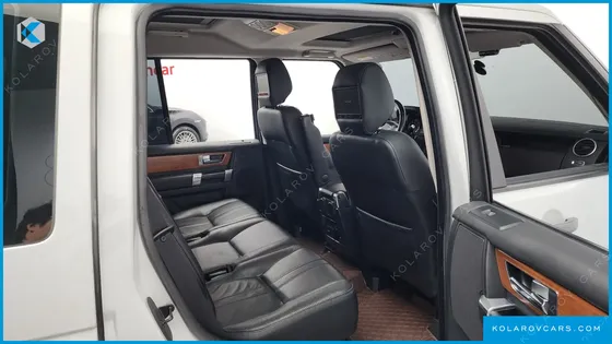 LAND ROVER DISCOVERY 3.0 SDV6 SE