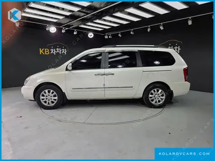 KIA CARNIVAL NEW CARNIVAL GX