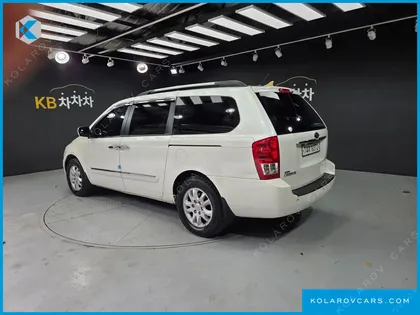 KIA CARNIVAL NEW CARNIVAL GX