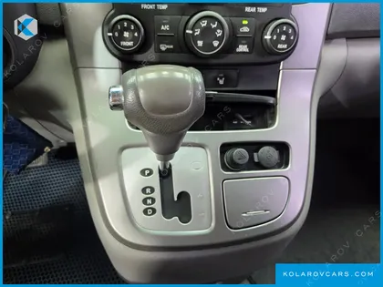 KIA CARNIVAL NEW CARNIVAL GX