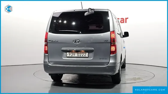 HYUNDAI STAREX VAN 3-SEATER