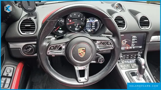 PORSCHE 718 2.0