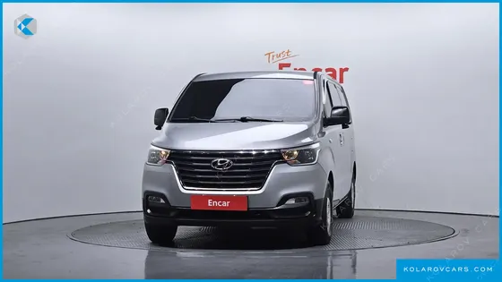 HYUNDAI STAREX VAN 3-SEATER