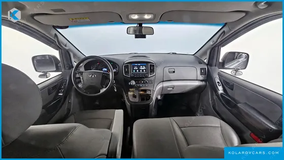 HYUNDAI STAREX VAN 3-SEATER