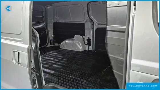 HYUNDAI STAREX VAN 3-SEATER