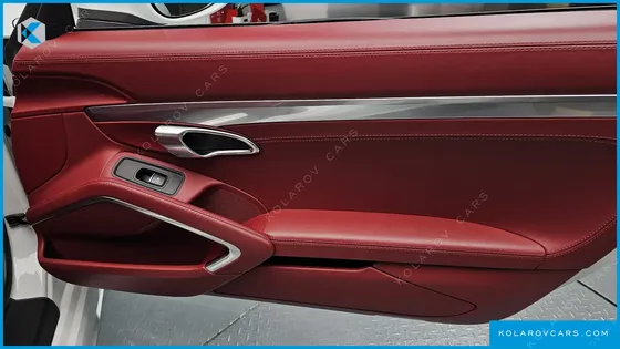 PORSCHE 718 2.0