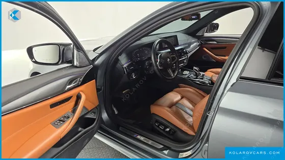 BMW M5 M5 SEDAN
