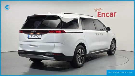 KIA CARNIVAL 9-SEATER SIGNATURE