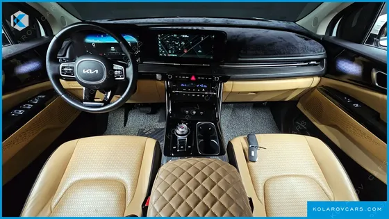 KIA CARNIVAL 7-SEATER SIGNATURE
