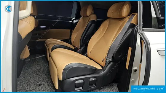 KIA CARNIVAL 7-SEATER SIGNATURE