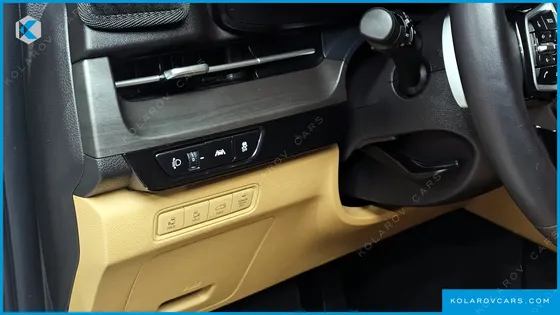 KIA CARNIVAL 7-SEATER SIGNATURE