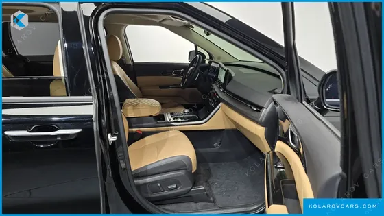 KIA CARNIVAL 7-SEATER SIGNATURE