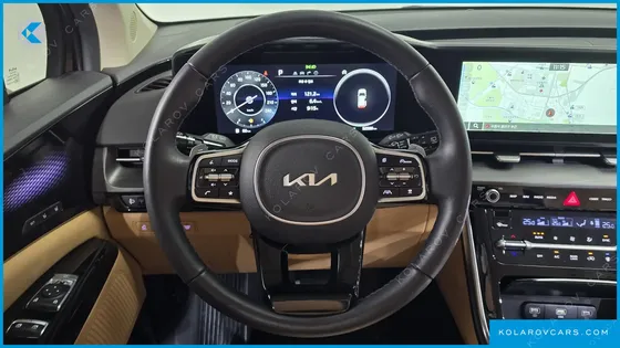 KIA CARNIVAL 7-SEATER SIGNATURE