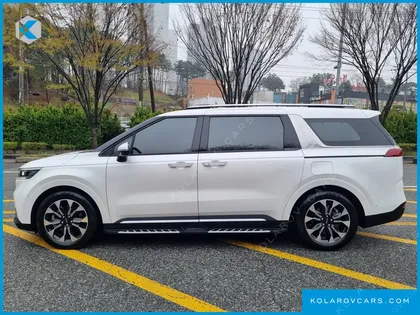 KIA CARNIVAL GASOLINE 9-SEATER SIGNATURE
