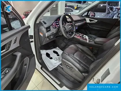 AUDI Q7 45 TFSI QUATTRO