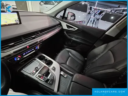 AUDI Q7 45 TFSI QUATTRO